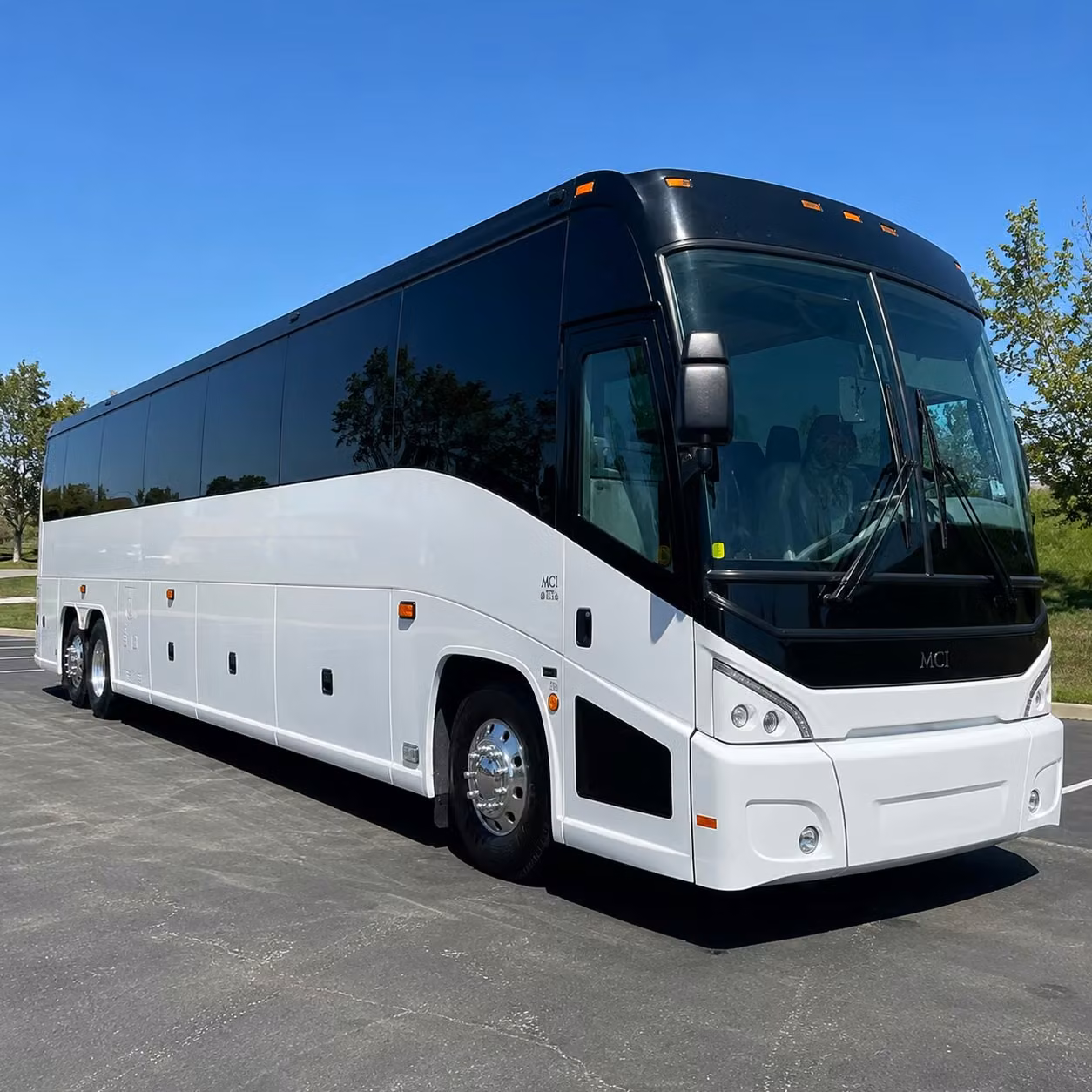handling miami international airport transfers for davie groups
